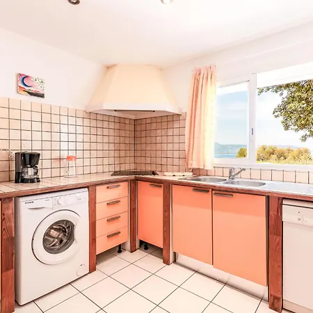 Giulia I By Interhome *