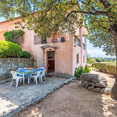 Giulia I By Interhome * 루미오